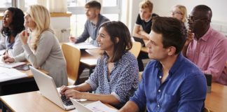 Rekordot döntött a felnőttképzés