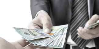 Nem számítanak fizetésük csökkenésére a fiatalok