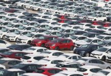 Háromszor annyi használtautót veszünk mint újat