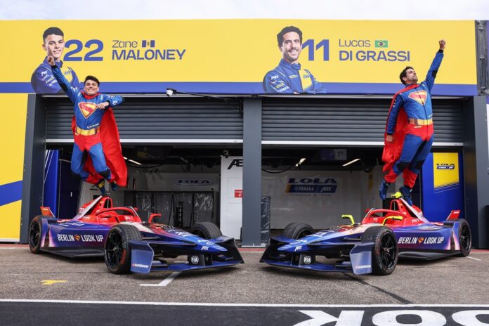 supermanlola