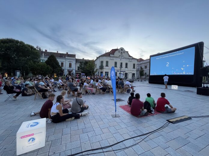 Paramount Nyári Mozi_vetítés