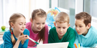 Nagyok a különbségek a magyar családok digitális nevelésében