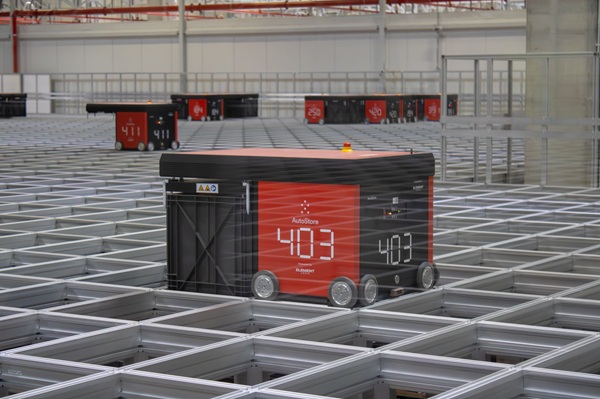 Kifli_raktar_biatorbagy_megnyito_01