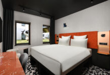 Teltházra készülnek a reptéri szállodák