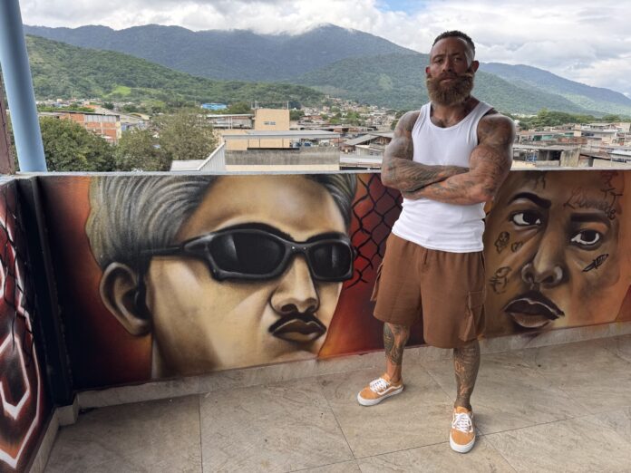 Ashley_Cain_Veszelyzonakban