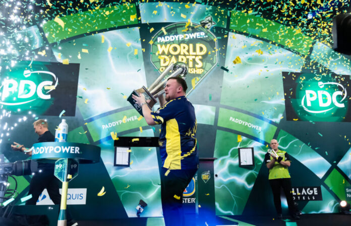 TL_2025WCFINAL_LittlerTrophy3-1024x660