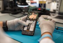 Tarolnak az iPhone-ok a felújított okosmobilok között