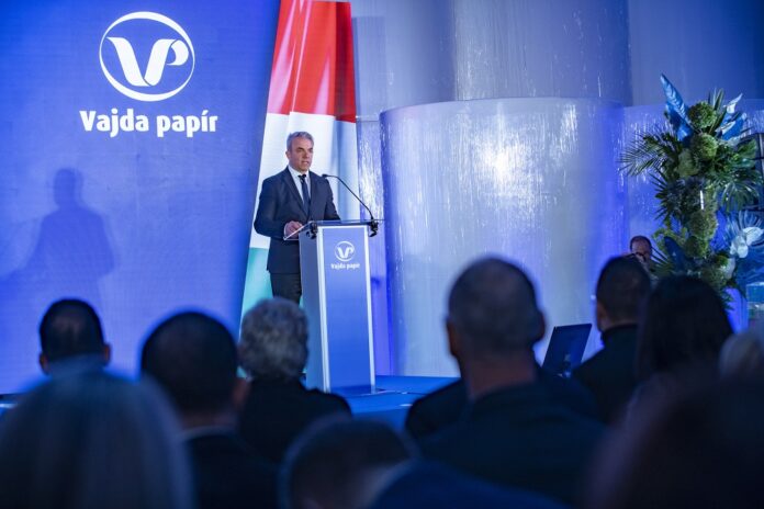 Nagyszabású beruházást indít a Vajda-Papír Csoport Dunaföldváron_Új üzem, automatizált magasraktár és kapacitásbővítés 70,8 milliárd forint értékben