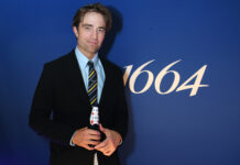 Egyszerre három szerepben láthatjuk Robert Pattinsont