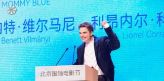 Nagyot ment a Mommy Blue Pekingben