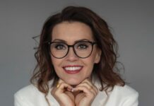 Elindult a közterületi reklám digitalizációja – interjú Jamniczky Tímeával