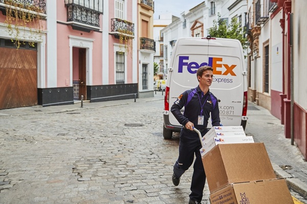 FedEx 01