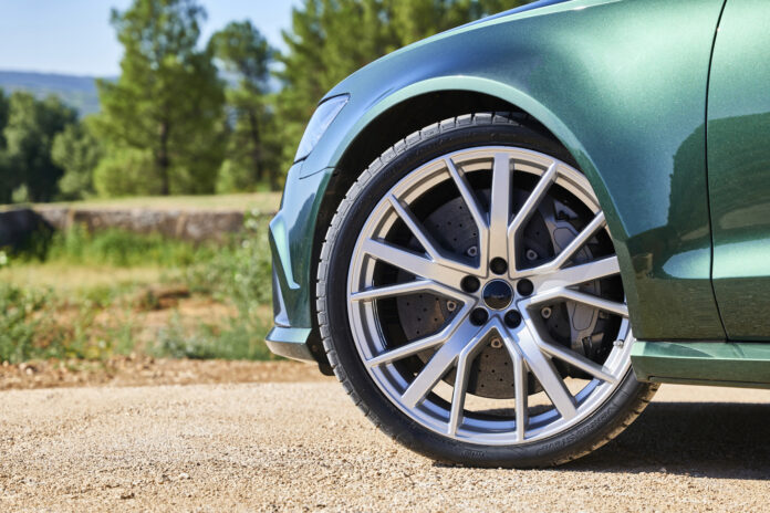 Hankook_nyari vezetés
