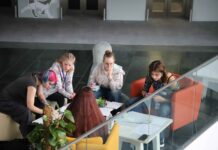 Nemcsak mérnököket, hanem magabiztos fiatal nőket is formál az ingyenes tehetségprogram