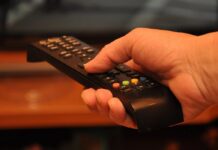 Az RTL Híradó és az M1 ünnepi műsora is nagyot ment a múlt héten nézettség távirányító